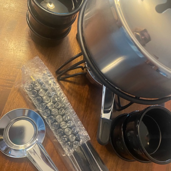 NEW Fondue Set Brushed Stainless Steel - Picture 4 of 7